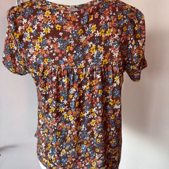 💚  Self Esteem Floral Button Front Top | Size M | Brown Boho Peplum Blouse - Picture 6 of 8